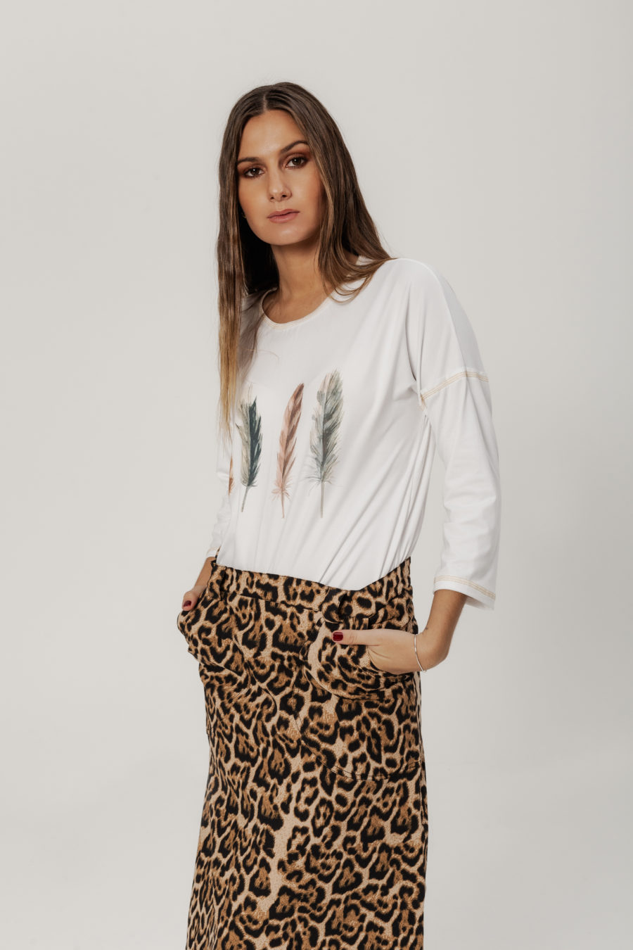 REMERA PLUMAS CLASICA blanco m