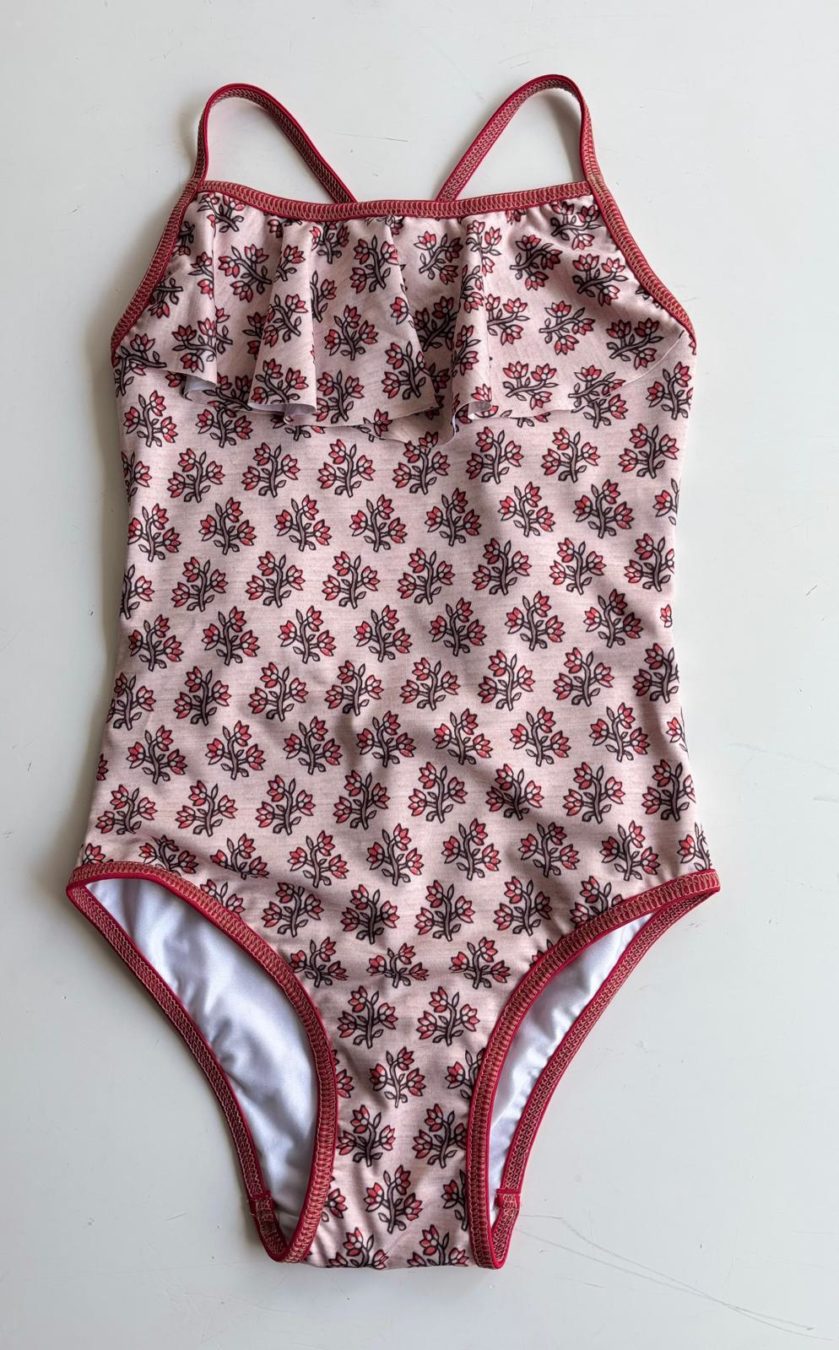 clasico flores rojas con vol