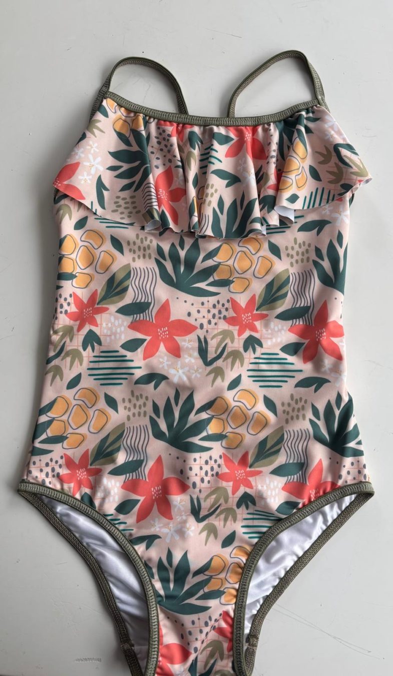 clasico hawai nude con vol